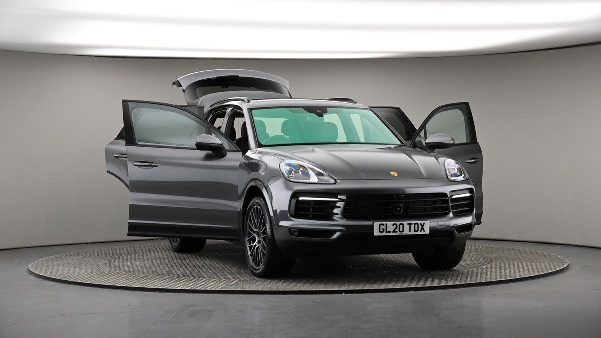 More views of Porsche Cayenne