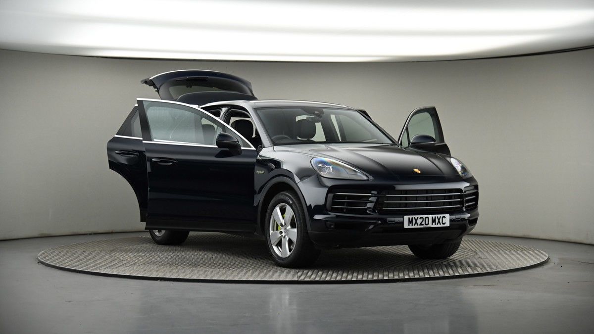 More views of Porsche Cayenne