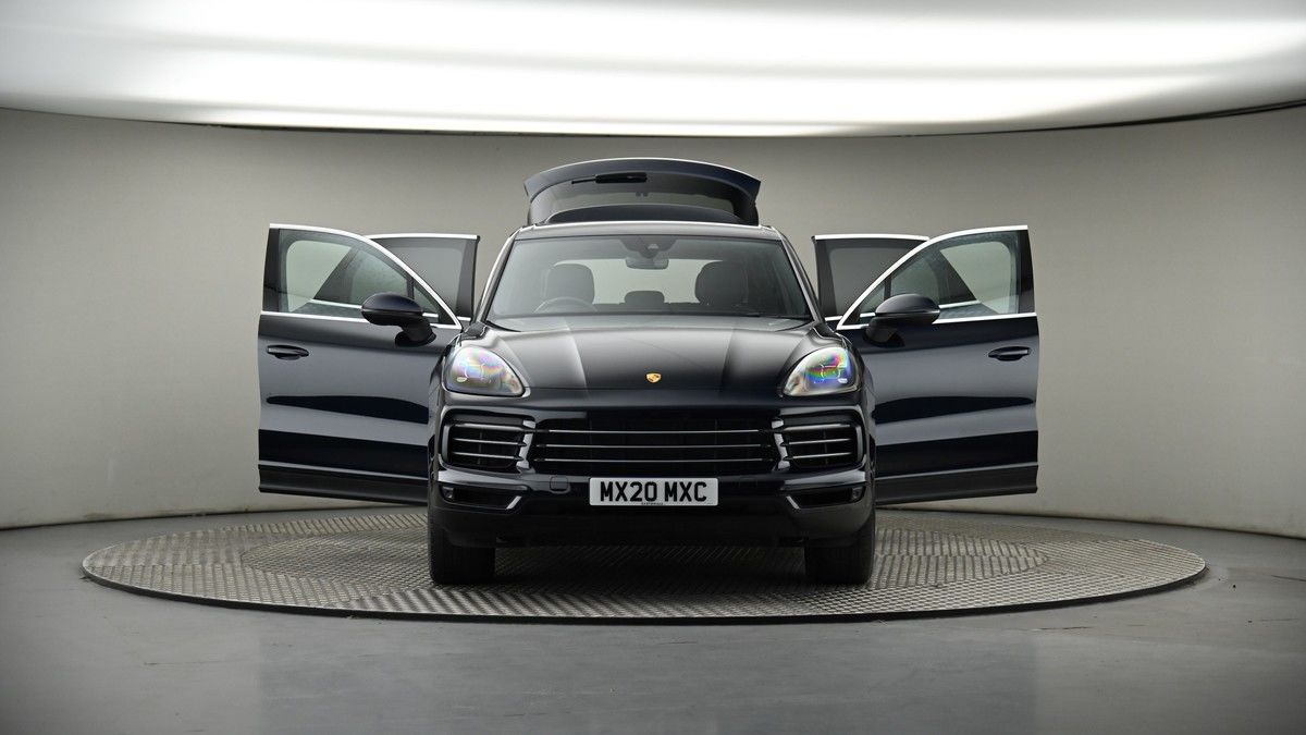 More views of Porsche Cayenne