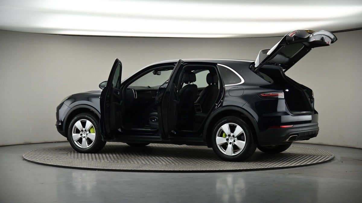 More views of Porsche Cayenne