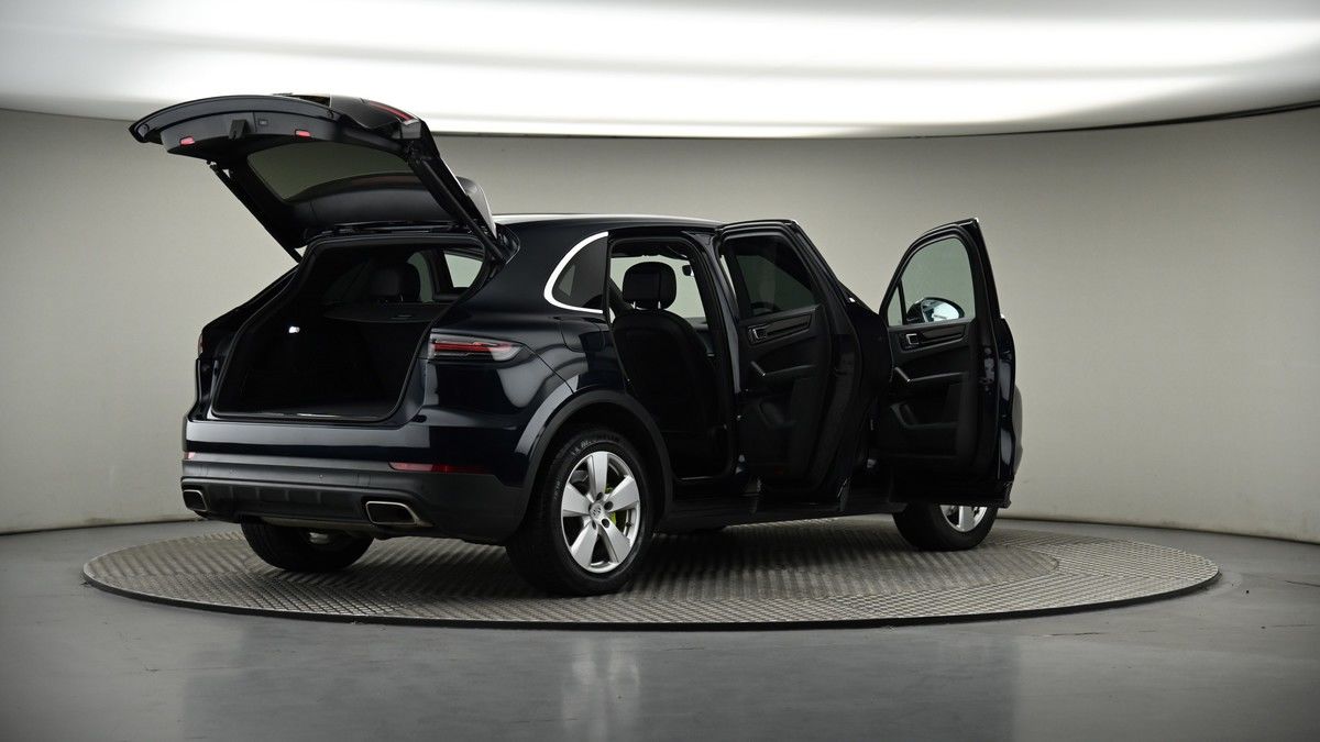 More views of Porsche Cayenne