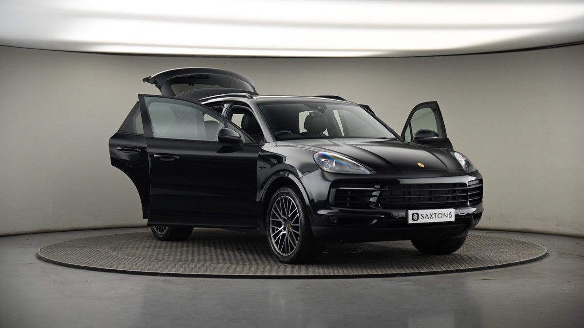 More views of Porsche Cayenne