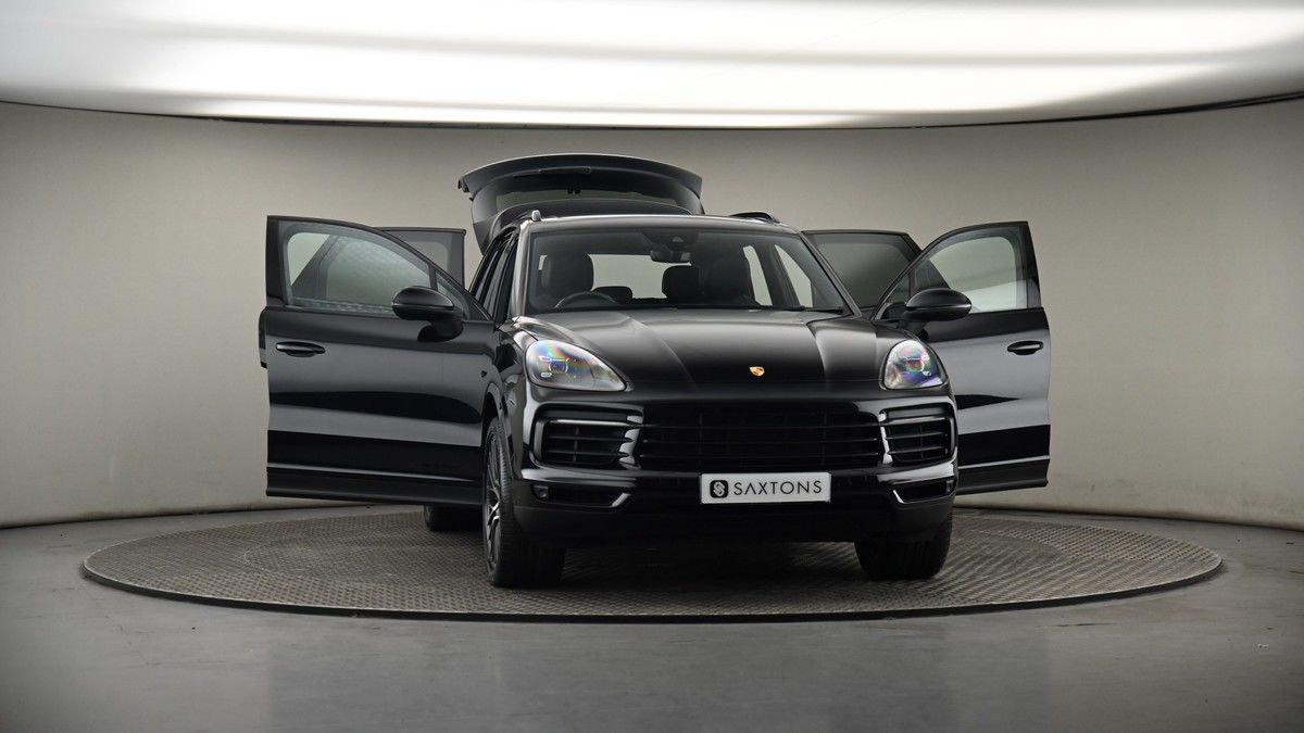More views of Porsche Cayenne