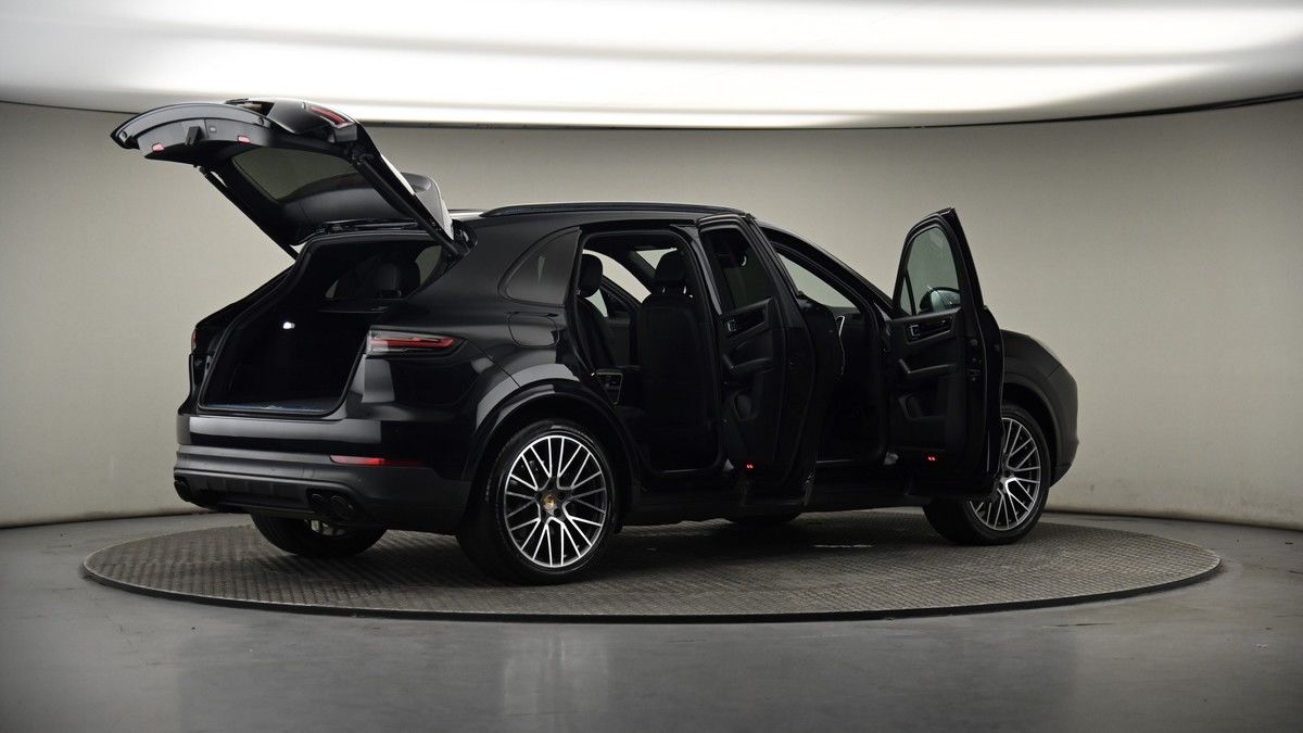 More views of Porsche Cayenne