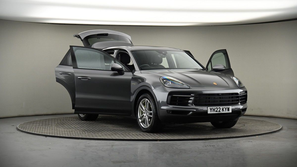 More views of Porsche Cayenne