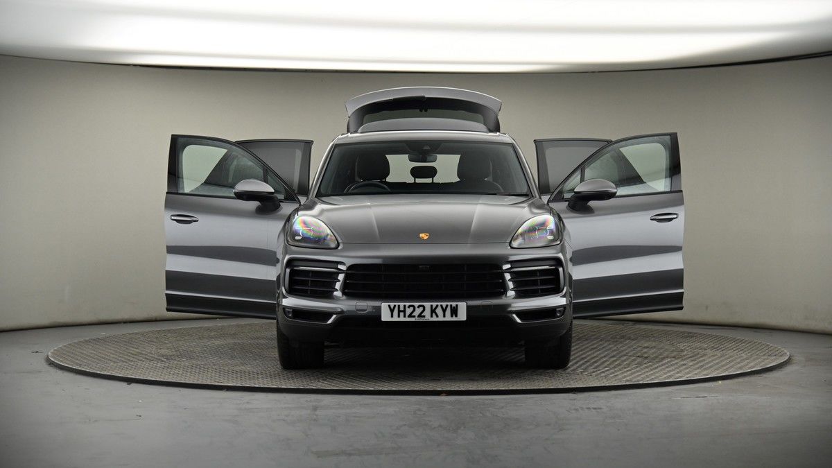 More views of Porsche Cayenne