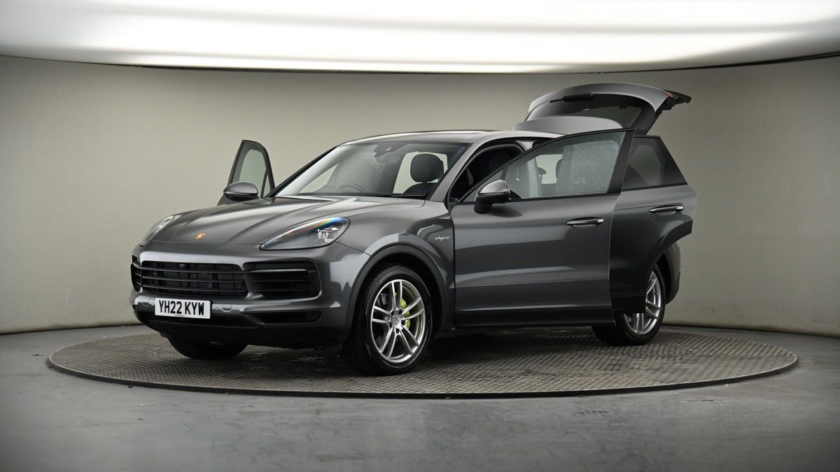 More views of Porsche Cayenne