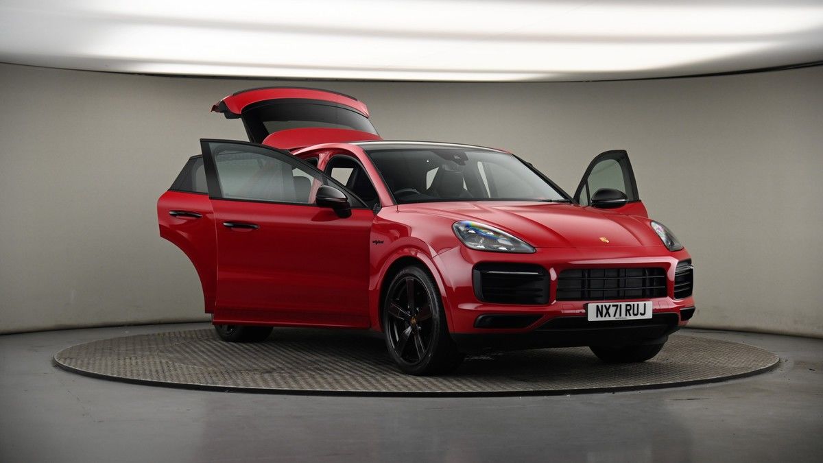 More views of Porsche Cayenne