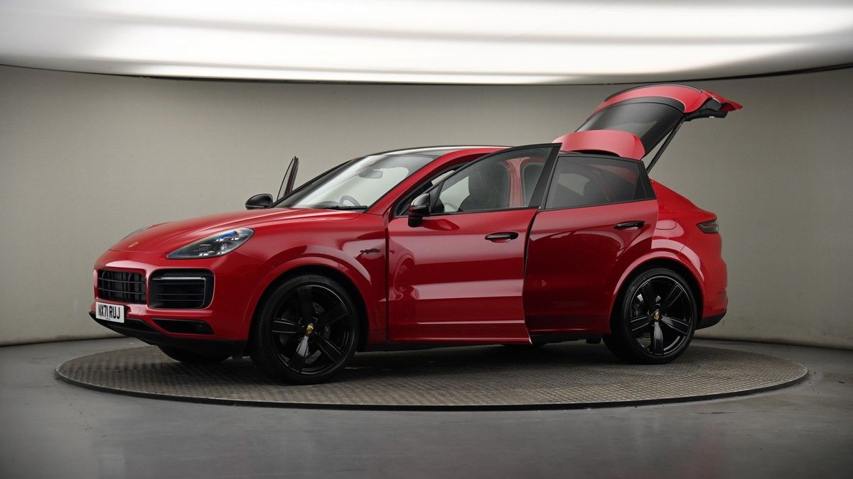 More views of Porsche Cayenne