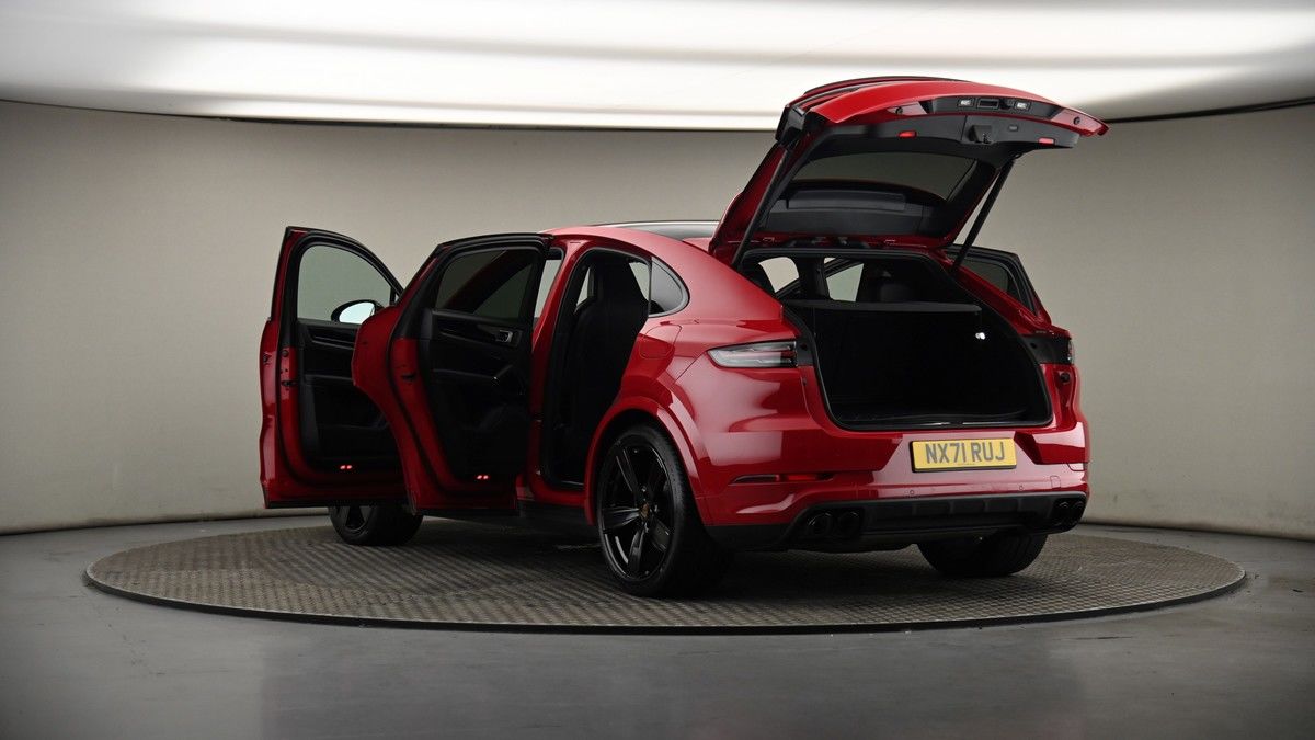Porsche Cayenne Image 8