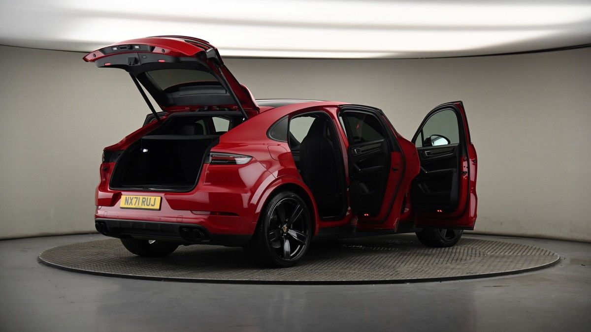 More views of Porsche Cayenne