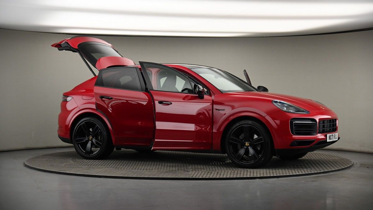 More views of Porsche Cayenne