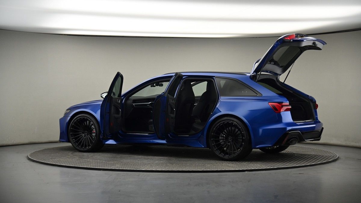 More views of Audi RS6 Avant