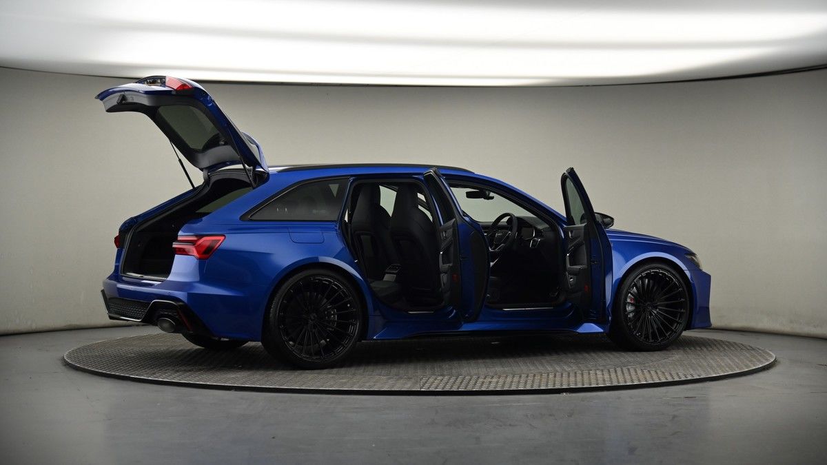 More views of Audi RS6 Avant