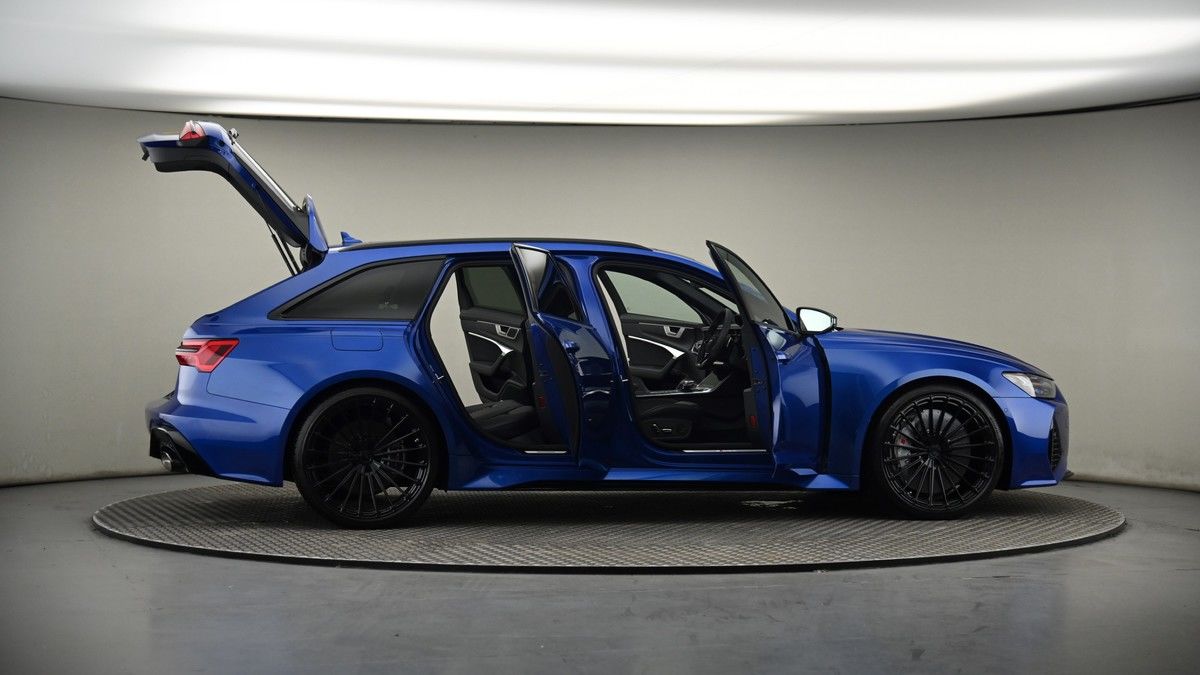 More views of Audi RS6 Avant