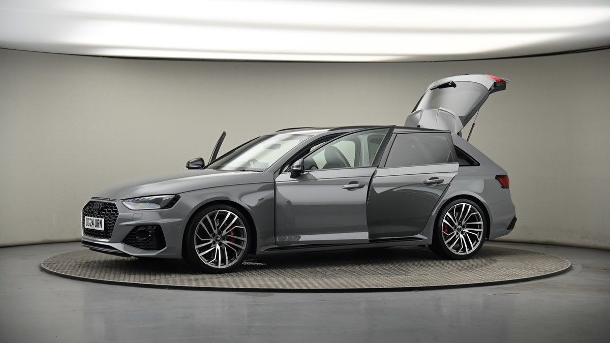 More views of Audi RS4 Avant