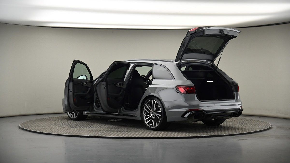 More views of Audi RS4 Avant