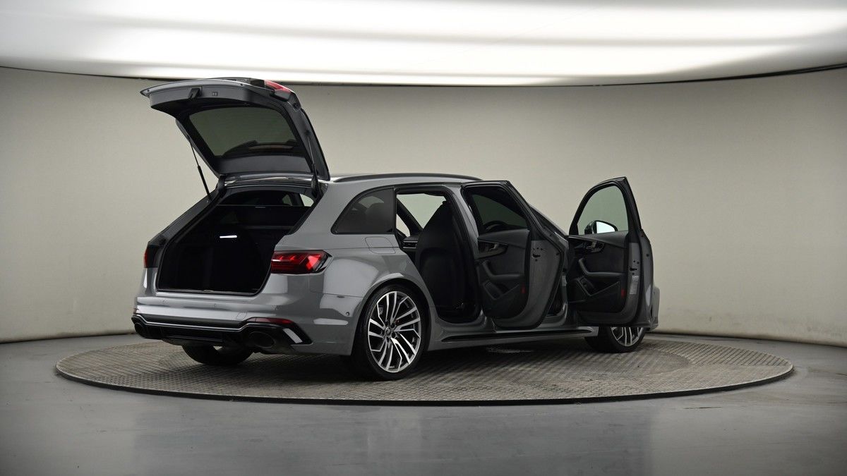 More views of Audi RS4 Avant