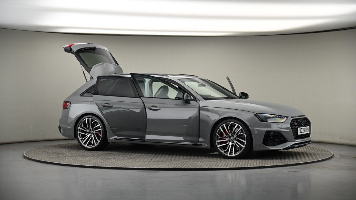 More views of Audi RS4 Avant