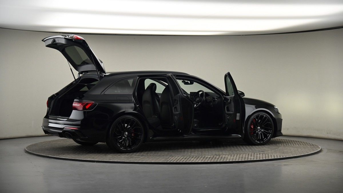 More views of Audi RS4 Avant