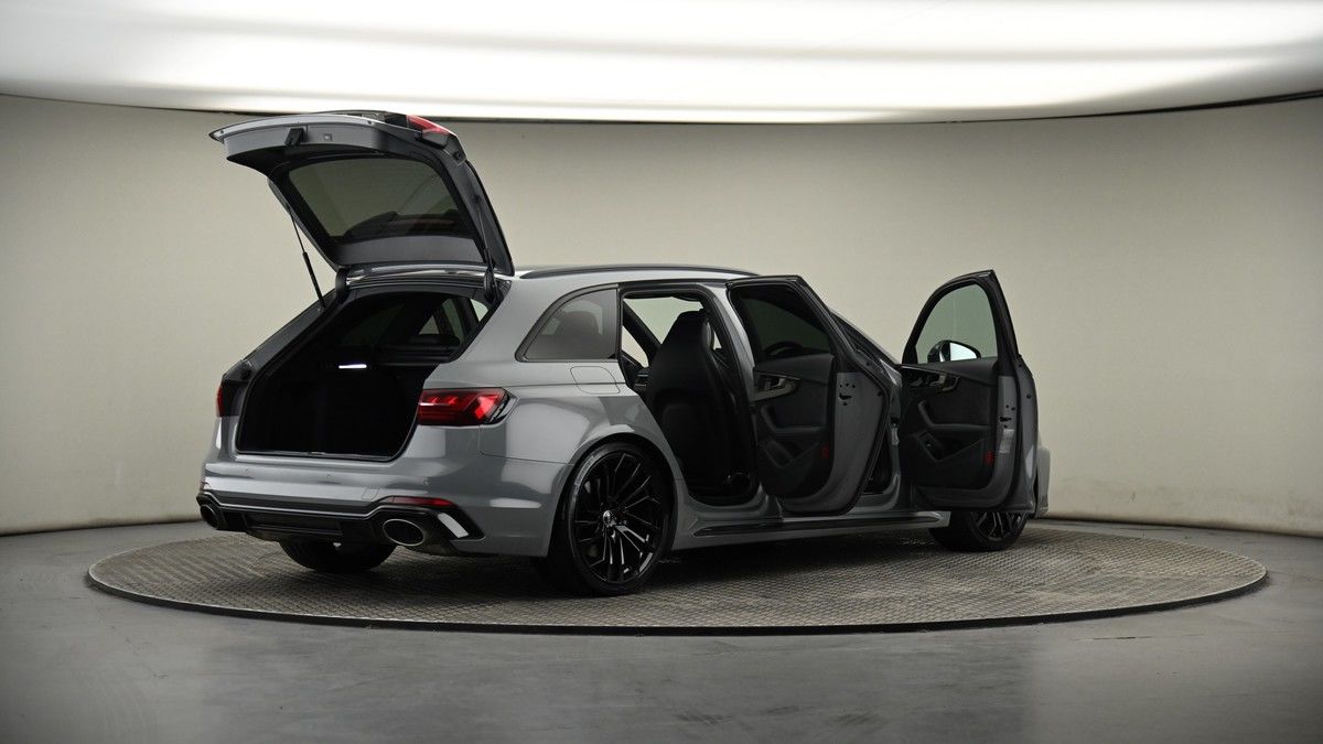 More views of Audi RS4 Avant