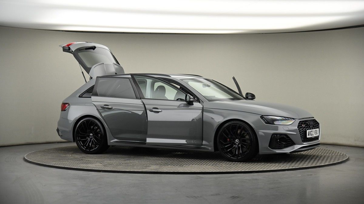 More views of Audi RS4 Avant