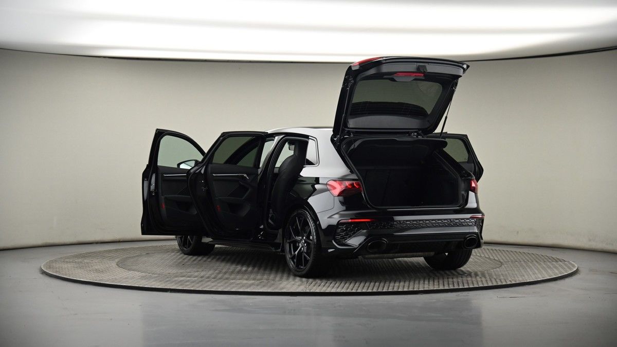 Audi RS3 Image 8