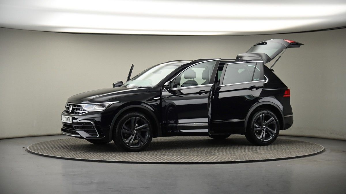 More views of Volkswagen Tiguan