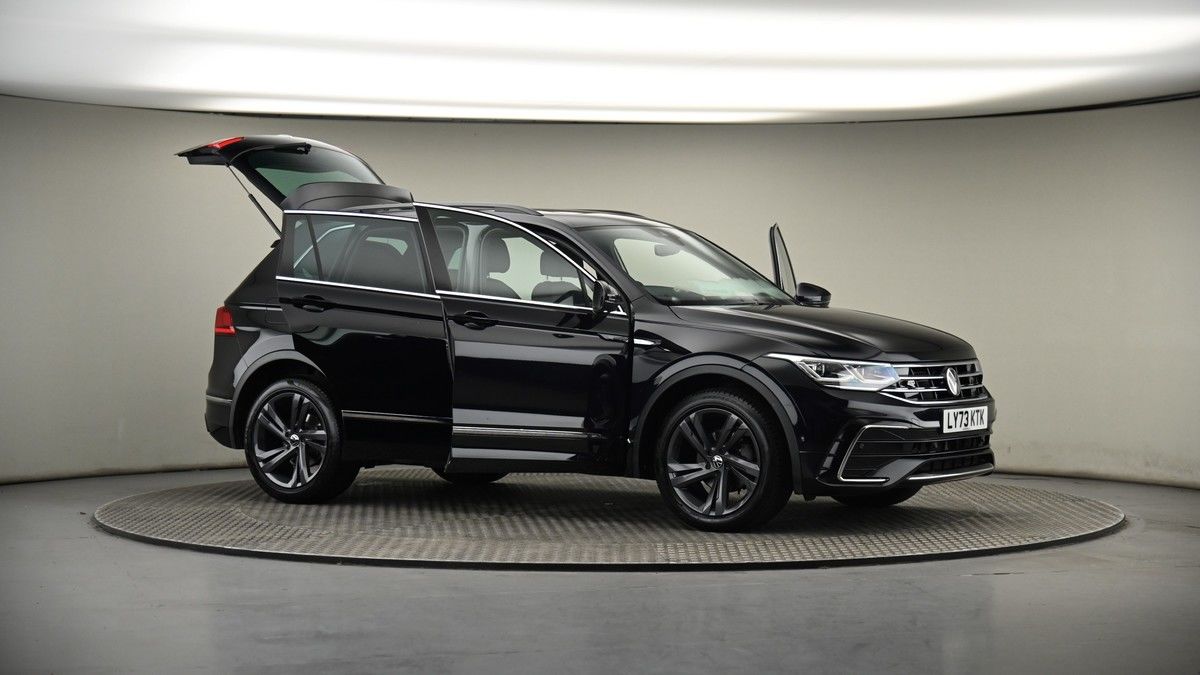 More views of Volkswagen Tiguan