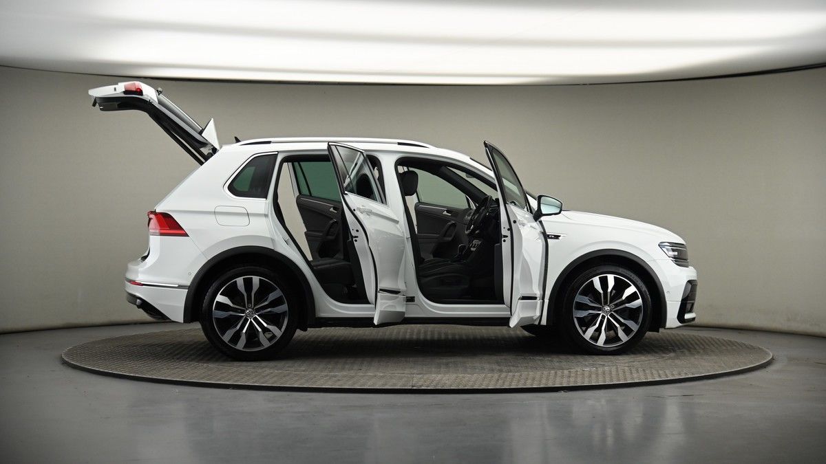 More views of Volkswagen Tiguan