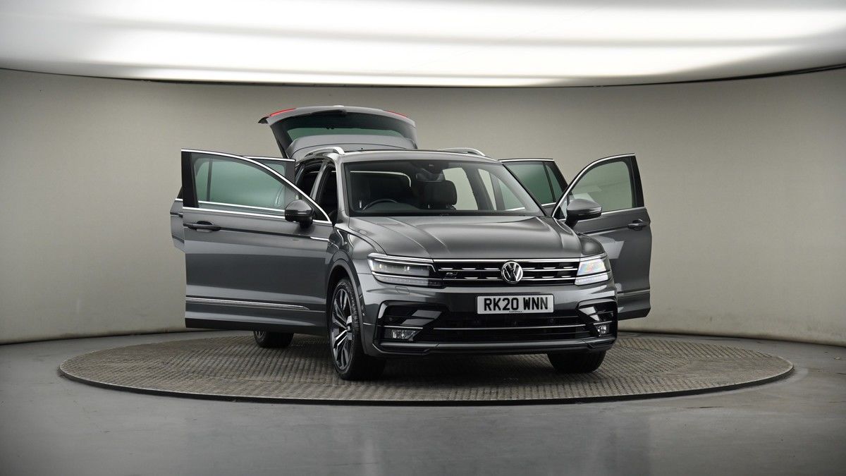 More views of Volkswagen Tiguan