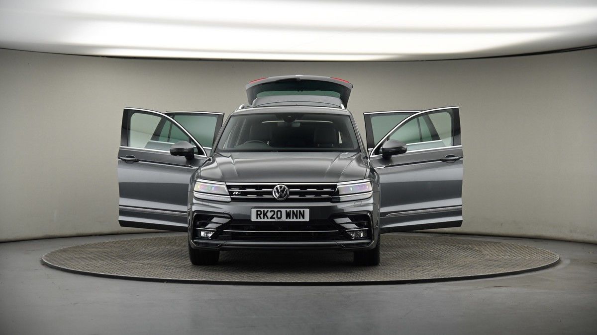 More views of Volkswagen Tiguan