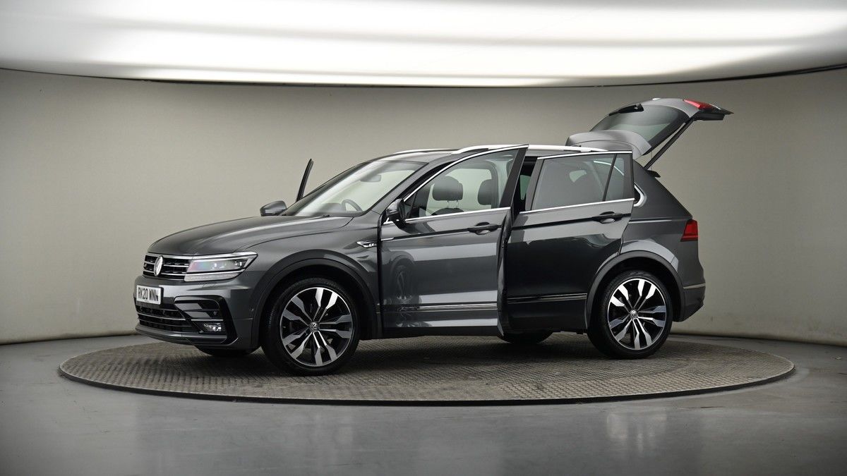 More views of Volkswagen Tiguan