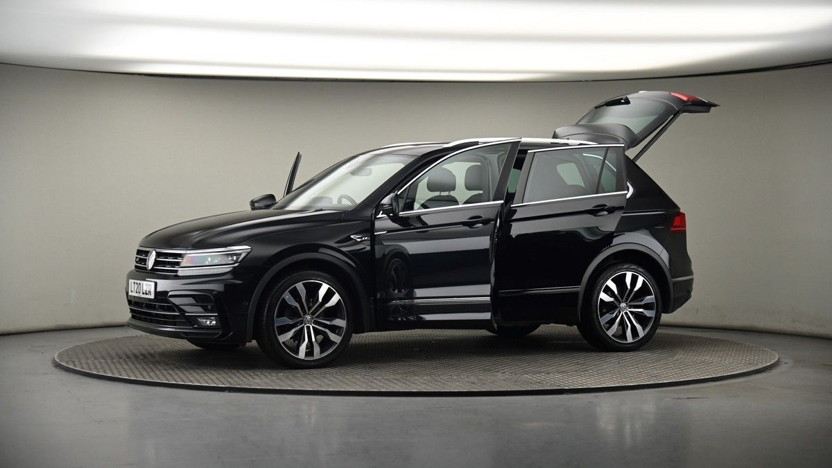 More views of Volkswagen Tiguan