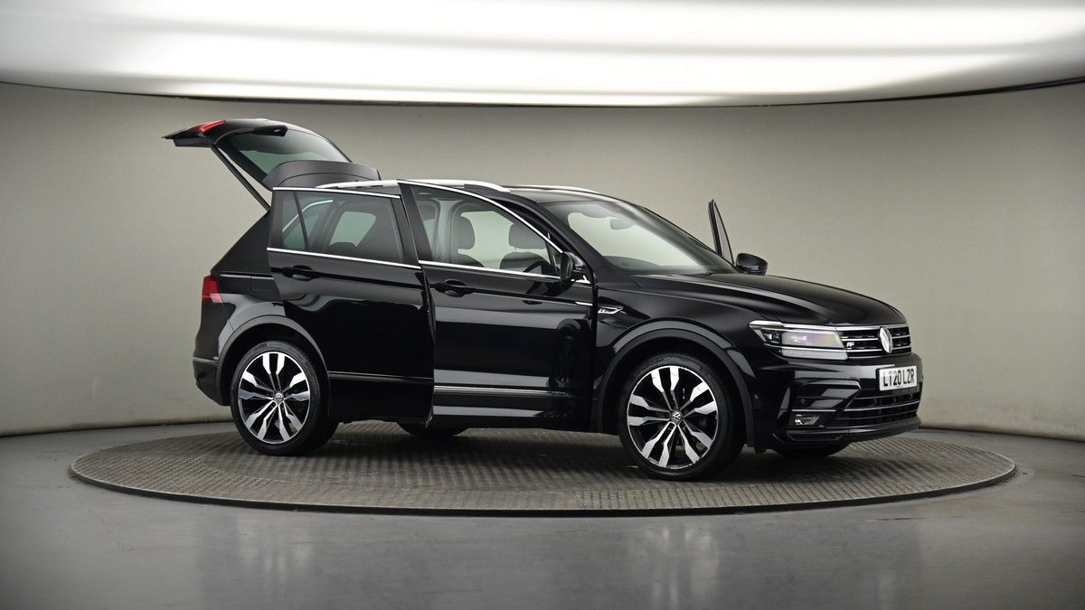 More views of Volkswagen Tiguan