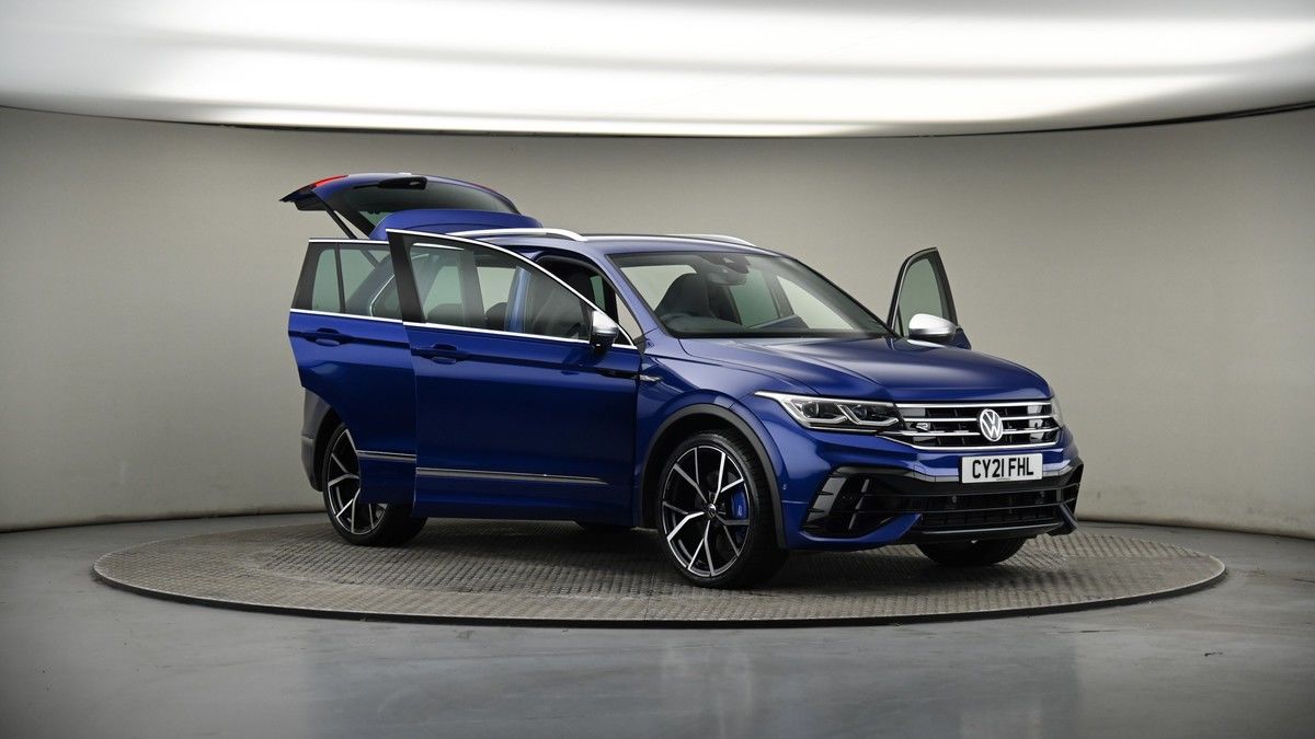 More views of Volkswagen Tiguan