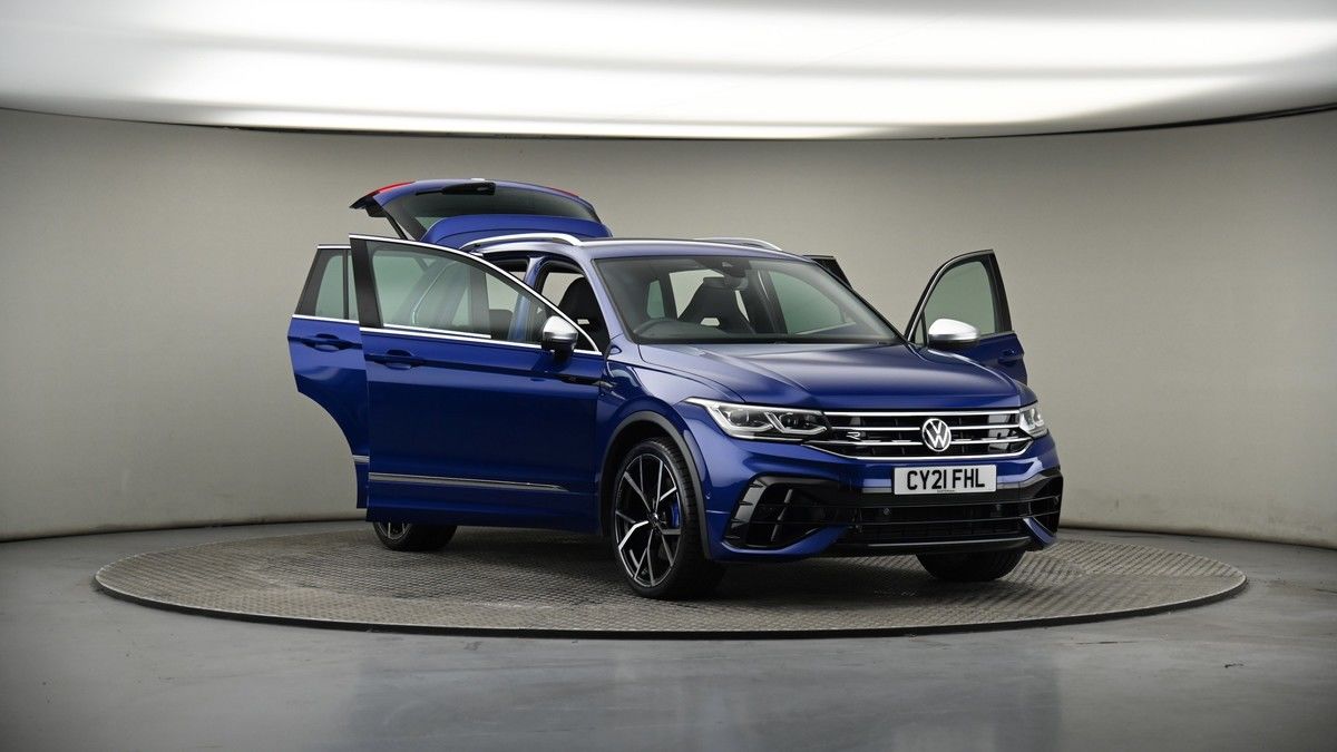 More views of Volkswagen Tiguan