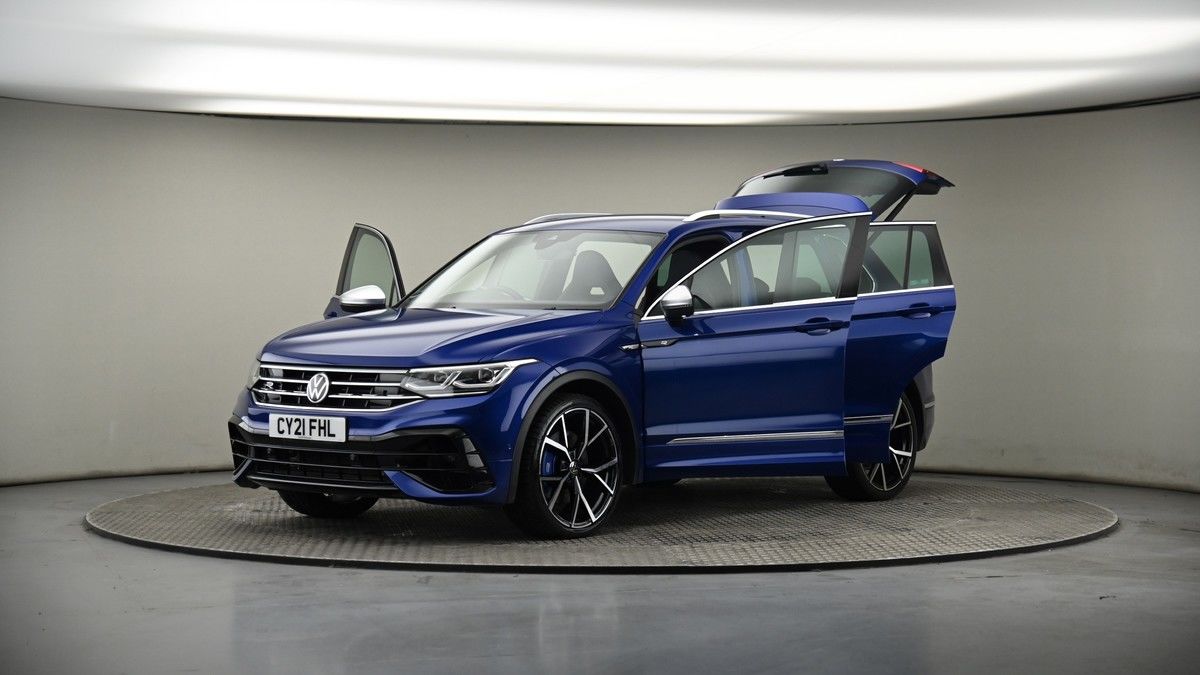 More views of Volkswagen Tiguan