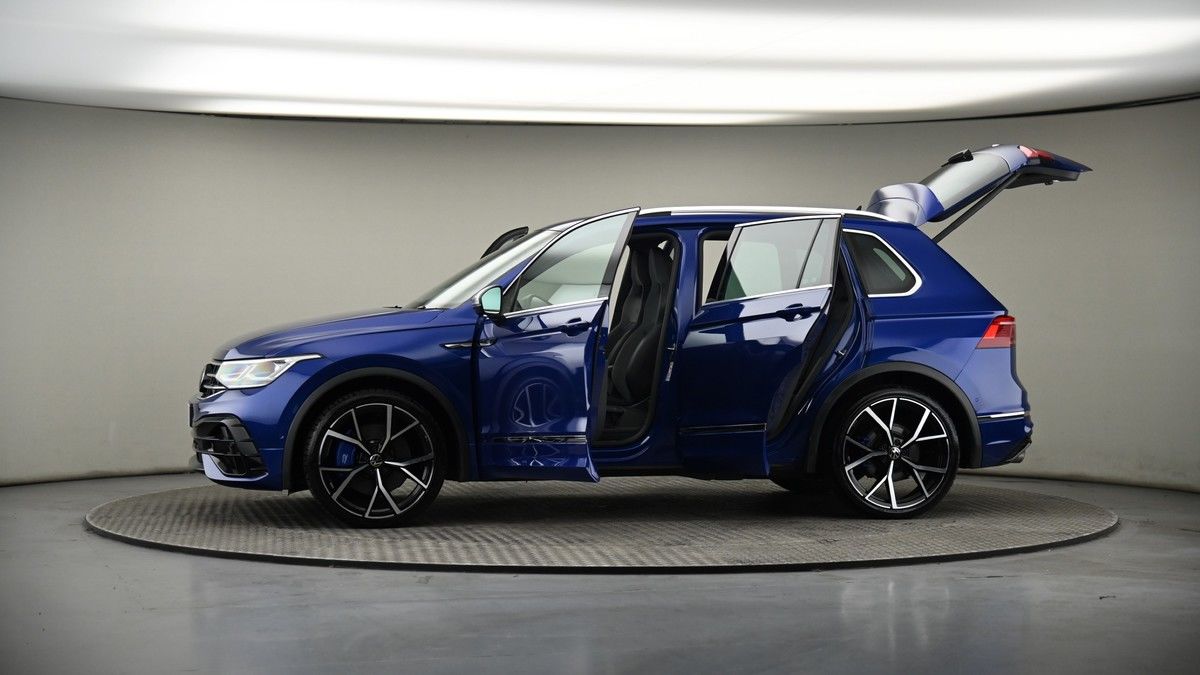 More views of Volkswagen Tiguan