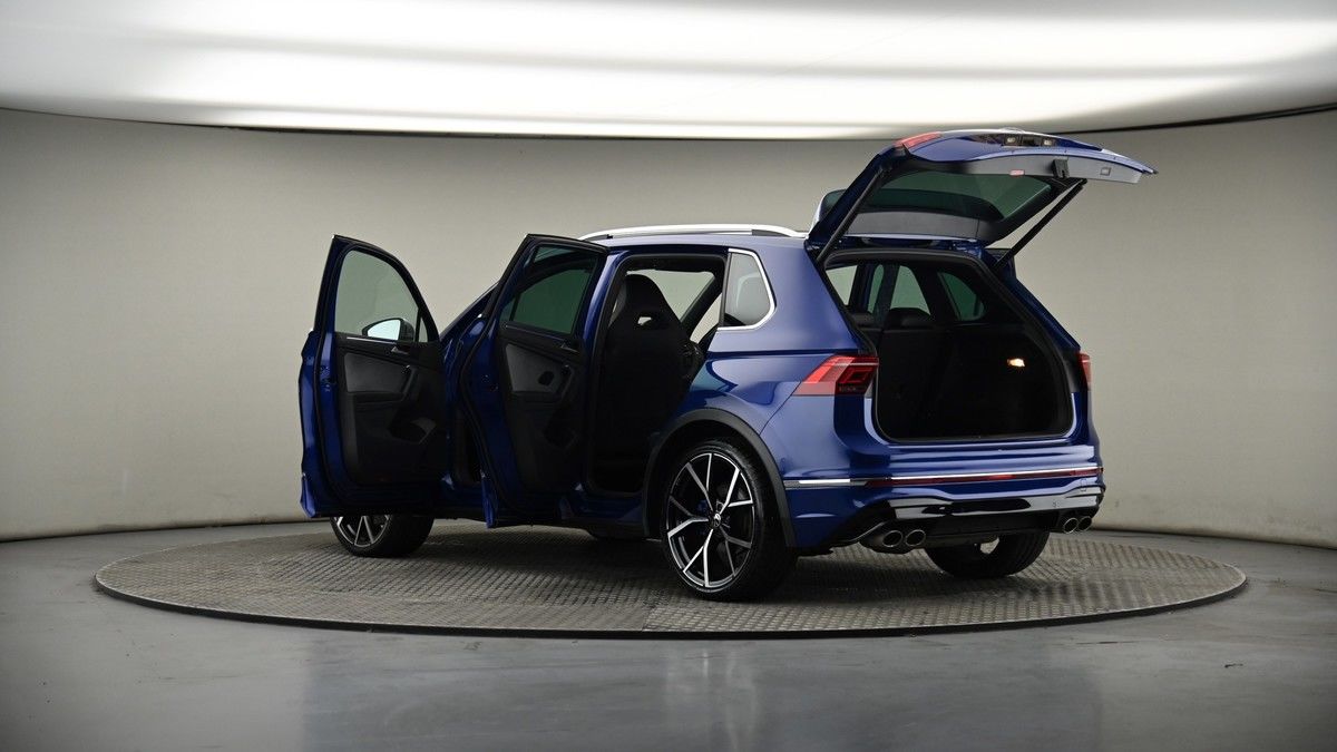 More views of Volkswagen Tiguan