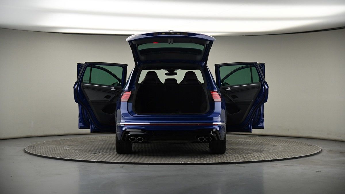 More views of Volkswagen Tiguan