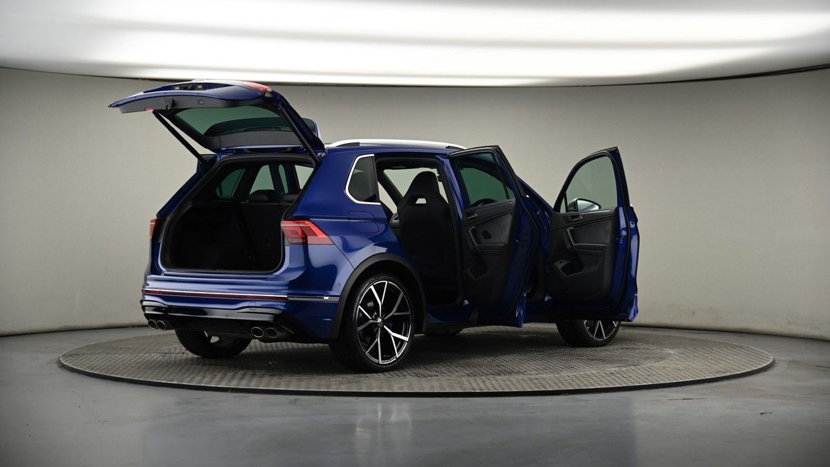 More views of Volkswagen Tiguan