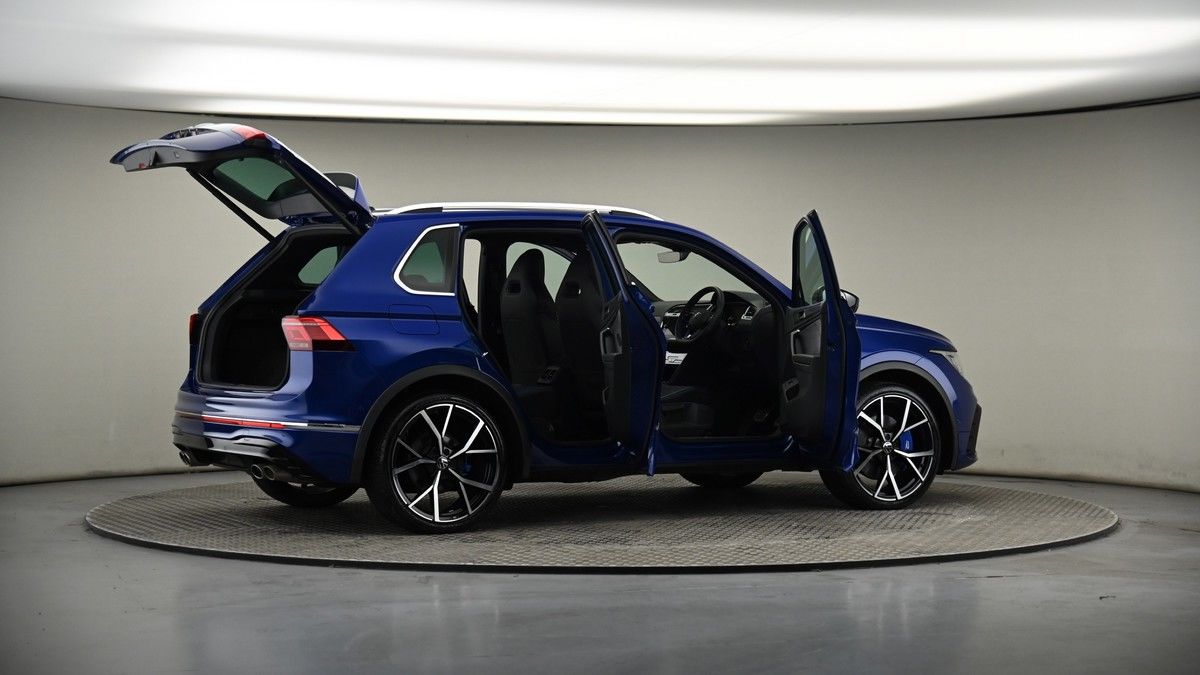 More views of Volkswagen Tiguan