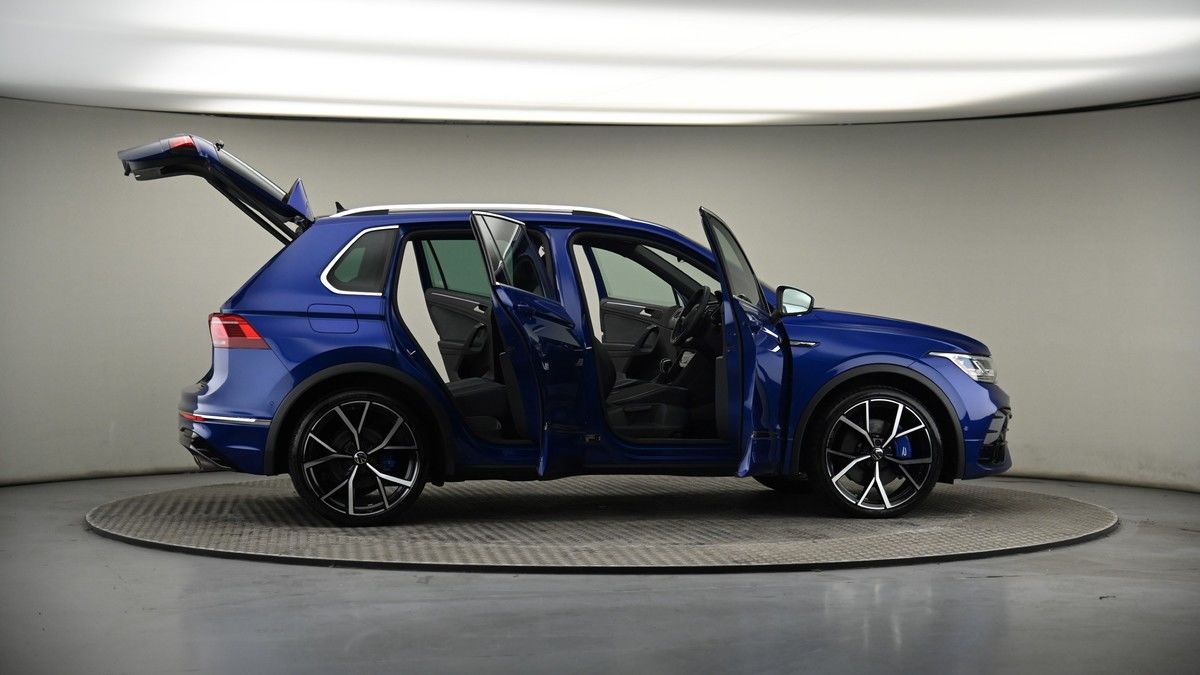 More views of Volkswagen Tiguan