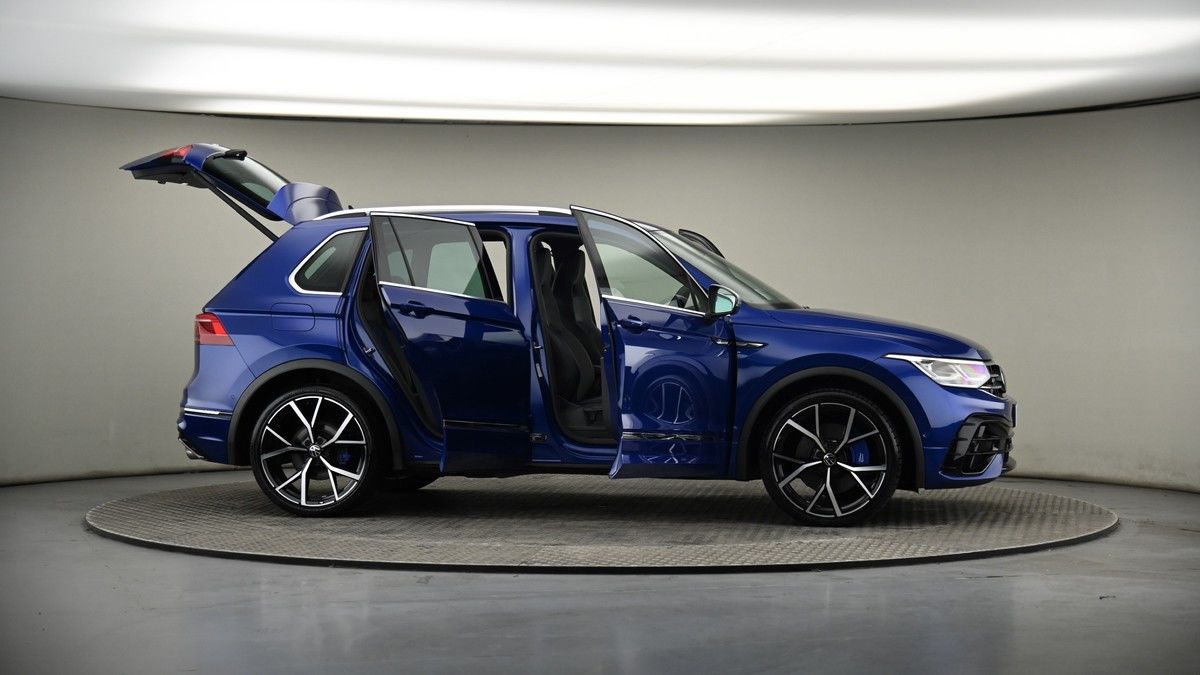 More views of Volkswagen Tiguan