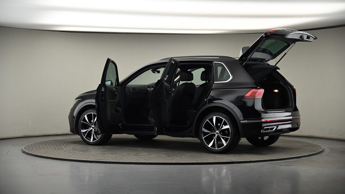 More views of Volkswagen Tiguan