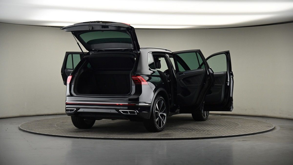 More views of Volkswagen Tiguan