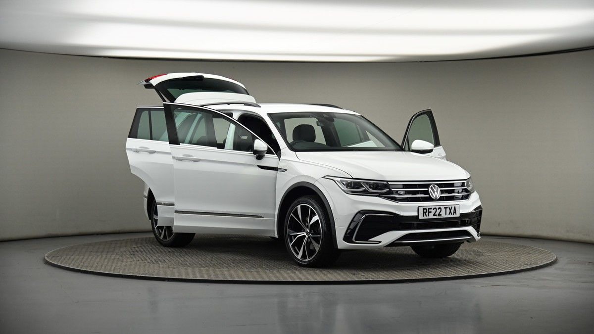 More views of Volkswagen Tiguan