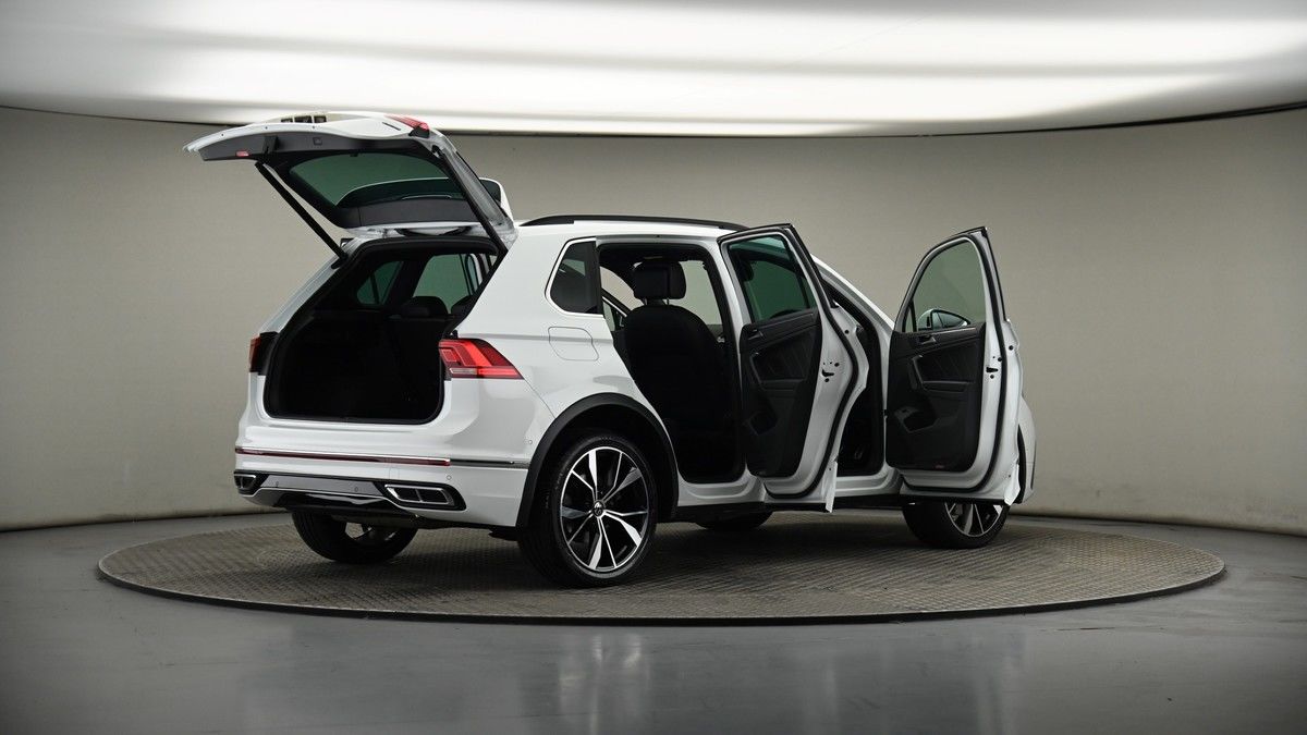 More views of Volkswagen Tiguan