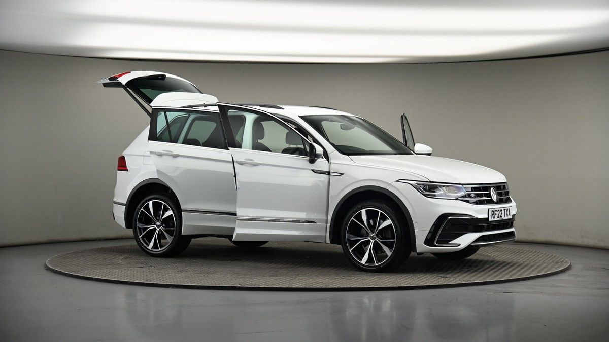 More views of Volkswagen Tiguan